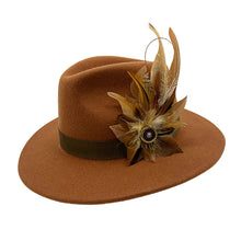 Load image into Gallery viewer, Tan Magnetic Feather Trim