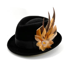 Load image into Gallery viewer, Natural Tan &amp; Gold Edged Magnetic Feather Trim
